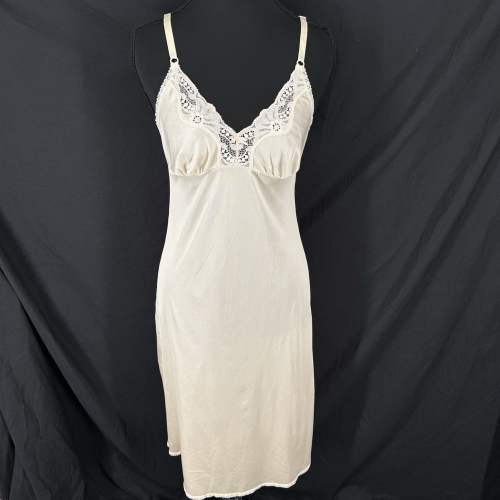 Vintage 90s Ivory Slip Dress S Romantic Indie Coquette Layering Babydoll Lace